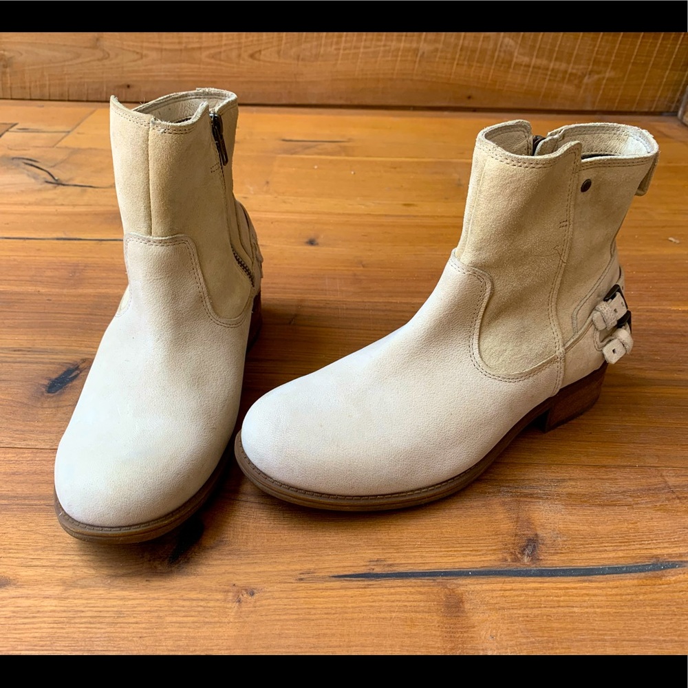 Ugg’s white suede booties